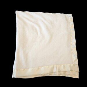 Walgreens Baby Blanket Ivory White satin edge Border Trim Plush Unisex